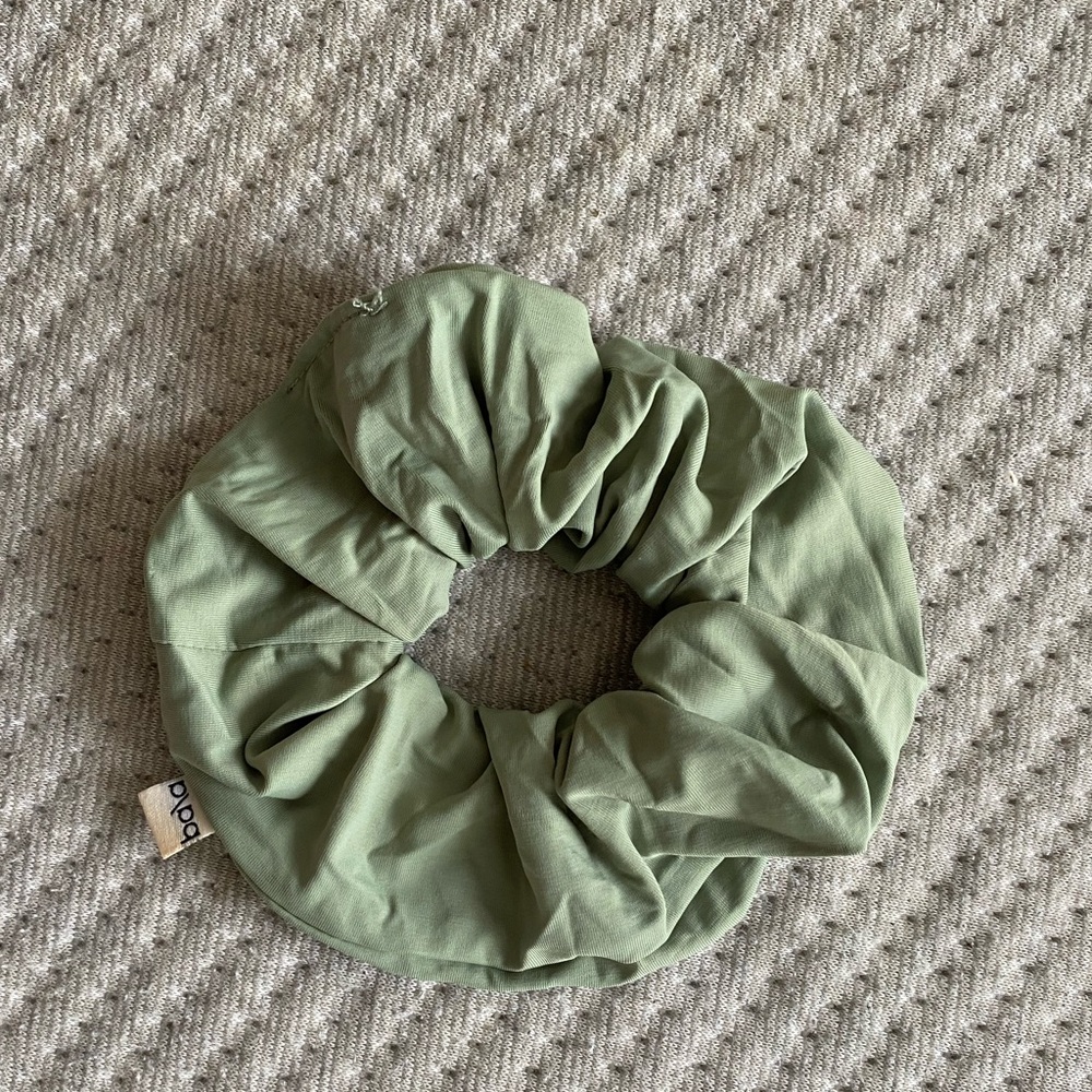 BALA SCRUNCHIE GREEN